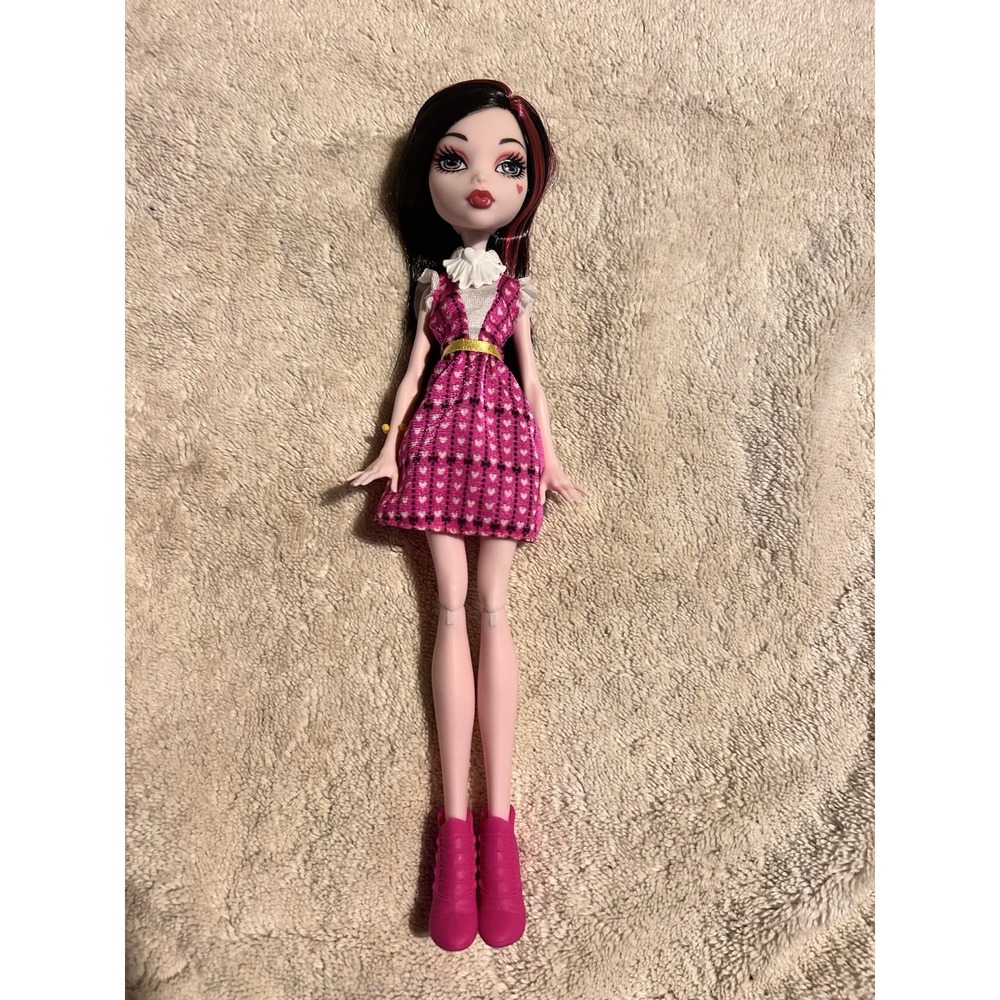 Monster High 11" Doll DRACULAURA